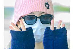 東京公演で復帰決定のTWICE・ダヒョン、キュートなピンクのビーニーを被って日本へ！