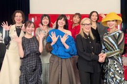 メリル・ストリープ＆アン・ハサウェイが『トークィーンズ』に降臨！“ド緊張”の指原、アンミカは感激の涙！