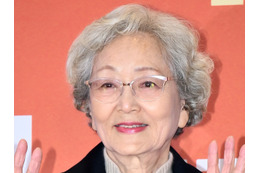 「神様は冷酷」無念な事故で孫が下半身不随に、そして今度は夫の死…韓国大女優に慰めの声多数