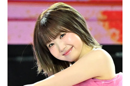 意外なボリューム感…元AKB48本田仁美、日本滞在中の“ピチっと”へそ出しルックに反響「眼福です」