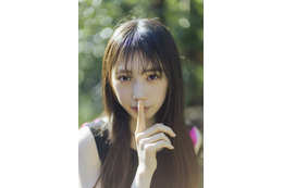 乃木坂46・矢田萌華、ノースリーブワンピやミニスカ姿披露！美少女すぎるグラビアカット公開