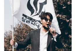 アンチフェミニズムの韓国ユーチューバー、突然この世を去る…生前は配偶者の不貞で精神疾患に
