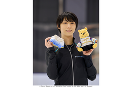 羽生結弦とプーさんの“特別な絆”を一冊に！限定衣装のぬいぐるみ付きメモリーブックが誕生