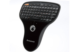 レノボ、ユニークなT字型のマウス機能付きワイヤレスキーボード