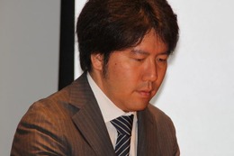 コンプガチャ騒動でグリー田中社長、緊張の会見