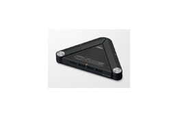 ヤマハ、Web会議用の三角なマイクスピーカー——マイクアームが動いて集音