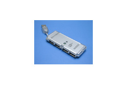 499円のUSB2.0対応4ポートハブ——エバーグリーン