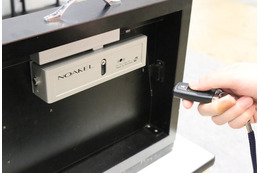 セキュリティ強化に重きを置いたリモコン式スマートロック