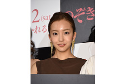 板野友美、息をのむウエディングドレス姿を披露！「天使!!!!!」「かわいい！」と話題