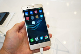 SIMフリーでHUAWEI、富士通が人気……中古スマホランキング【2017年12月】