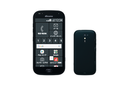 ドコモ、「らくらくスマートフォンme F-01L」の予約受付を6日10時から開始