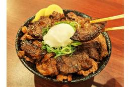 “焦がしハラミ”が香ばしい!「伝説のすた丼屋」から「特選W牛焼肉丼」が発売!