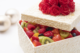 食べるのがもったいないほど芸術的！ まだ間に合う高級ホテルの“豪華クリスマスケーキ”2021