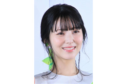 浜辺美波、ショートヘアが話題「可愛くてキュンとした」「最強になってる」