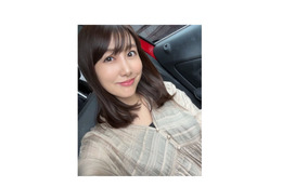 安めぐみ、深みのある秋色にヘアカラーチェンジ！
