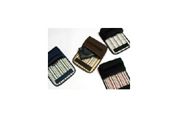 リコーの「GR DIGITAL III」をおしゃれに持ち運ぶファブリックケース