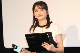 フジ原田葵アナ、同局女子アナとの制服ショットにファン悶絶！斎藤京子とのツーショットも