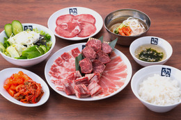 牛角、新セットメニューを発表！2人で5,000円以下で楽しむ「定番焼肉コース」など29日より提供