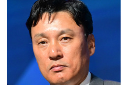 日韓通算626本塁打の元巨人助っ人、2年半で監督辞任 成績不振の責任取り “指導歴ゼロ”の挑戦に「甘くない」の声も