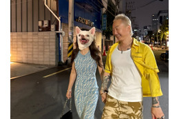 日本のフェスで旭日旗引き裂き→国歌熱唱パフォを見せた韓国バンドのボーカル、本日（12日）結婚