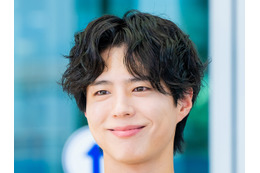 理容師資格を持つ俳優パク・ボゴム、合格率2割の美容師資格試験に挑戦「パーマが難しかった」