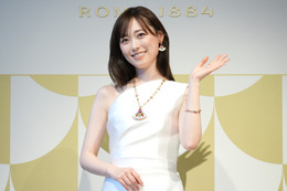 福原遥、ブルガリアンバサダー就任！白いドレス姿で「恋に落ちました」