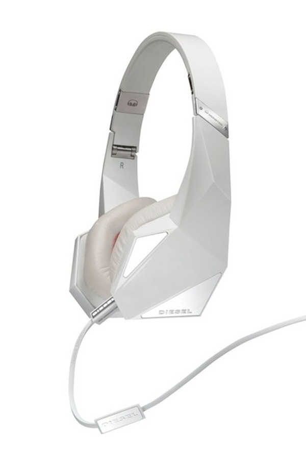 お待たせ! ディーゼル×モンスター コラボヘッドホン ヘッドフォン