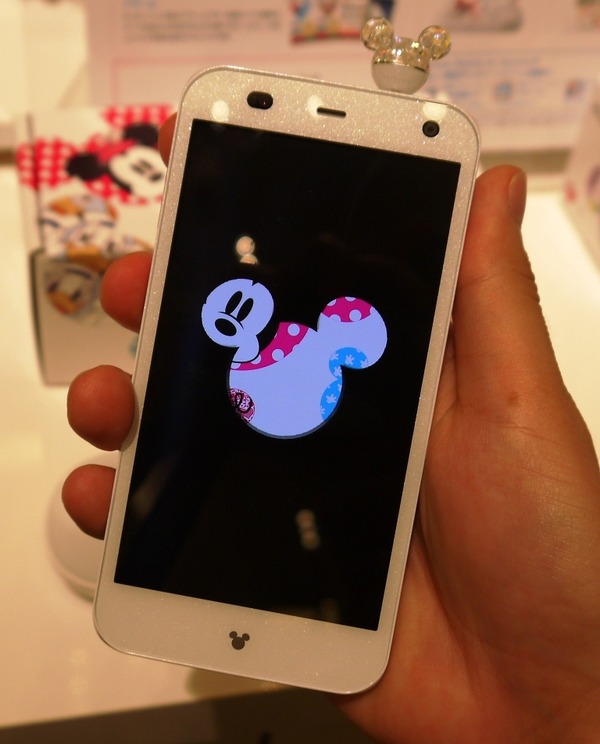 Nttドコモ13年冬春モデル フォントやカメラ音にもミッキーが Disney Mobile On Docomo F 07e Rbb Today Nttドコモ13年冬春モデル フォントやカメラ音にもミッキーが Disney Mobile On Docomo F 07e Rbb Today