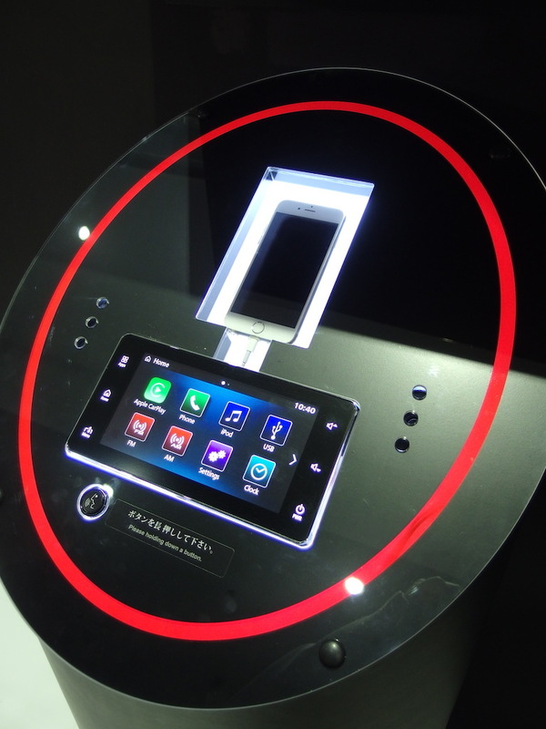 三菱自動車、ワイヤレス CarPlay の採用を開始