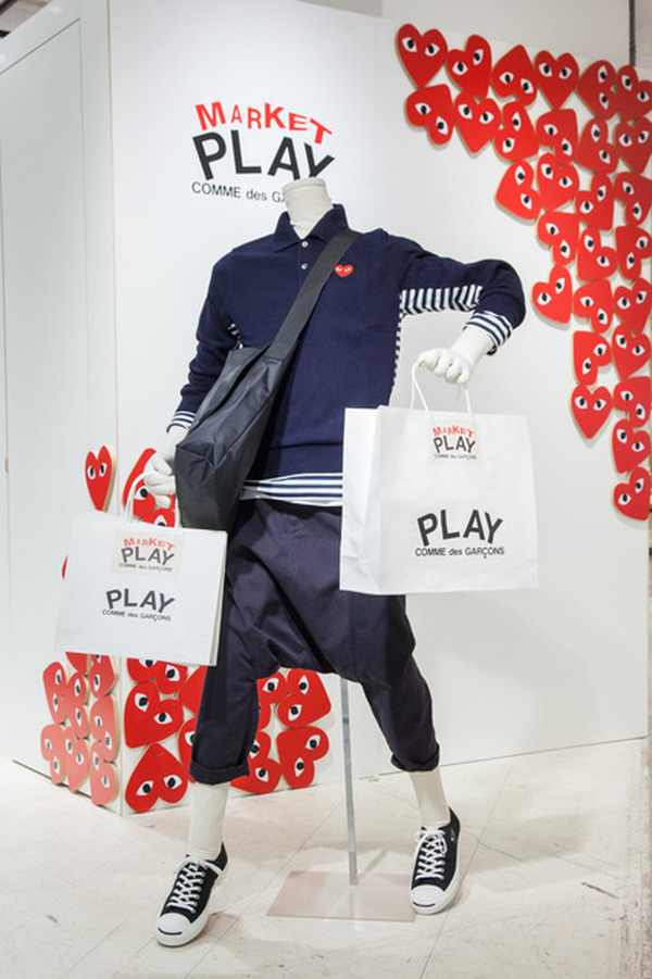 プレイ コムデギャルソン 新宿伊勢丹で新作披露 Rbb Today