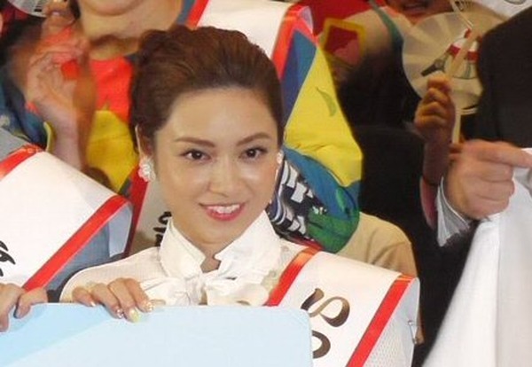 平愛梨 誓いのキス 失敗の理由を告白 Rbb Today 平愛梨 誓いのキス 失敗の理由を告白 Rbb Today