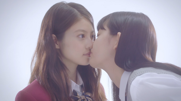 Maco ニューアルバム発売 女性同士の恋心描いたmvも注目 Rbb Today