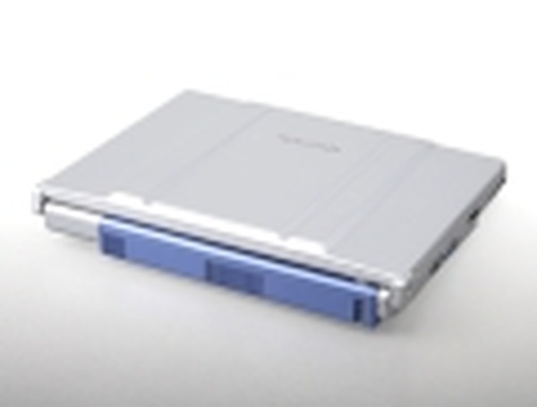 パナソニック、モバイル機器用に直接メタノール型燃料電池システムの小型化を実現