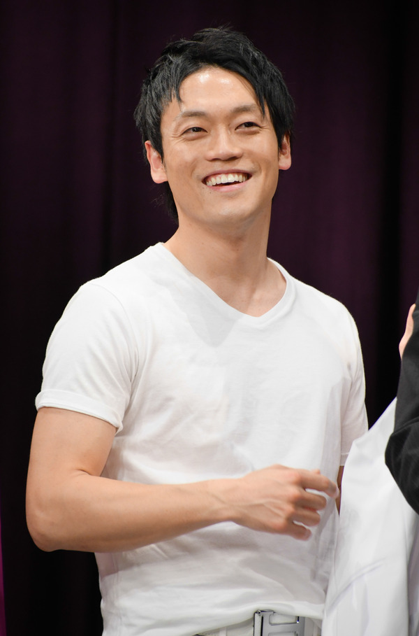 坂田銀時にそっくり おばたのお兄さん 小栗旬に変わって映画 銀魂2 をpr Rbb Today