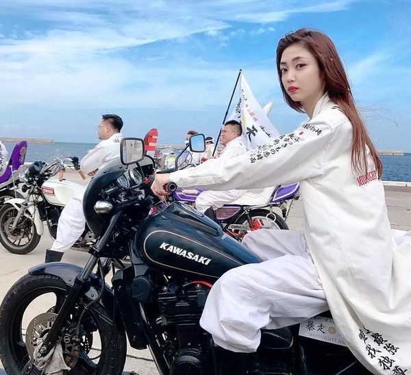 山谷花純の イカした 特攻服姿を公開 カッコよすぎ 気合い入ってますね と反響 Rbb Today