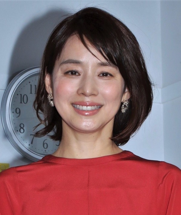 【芸能】石田ゆり子（53）天才ギタリストとのツーショット