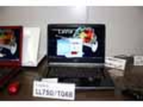 中古美品 11インチ 高速SSD ノートパソコン NEC PC-VK111SQGT 第6世代 