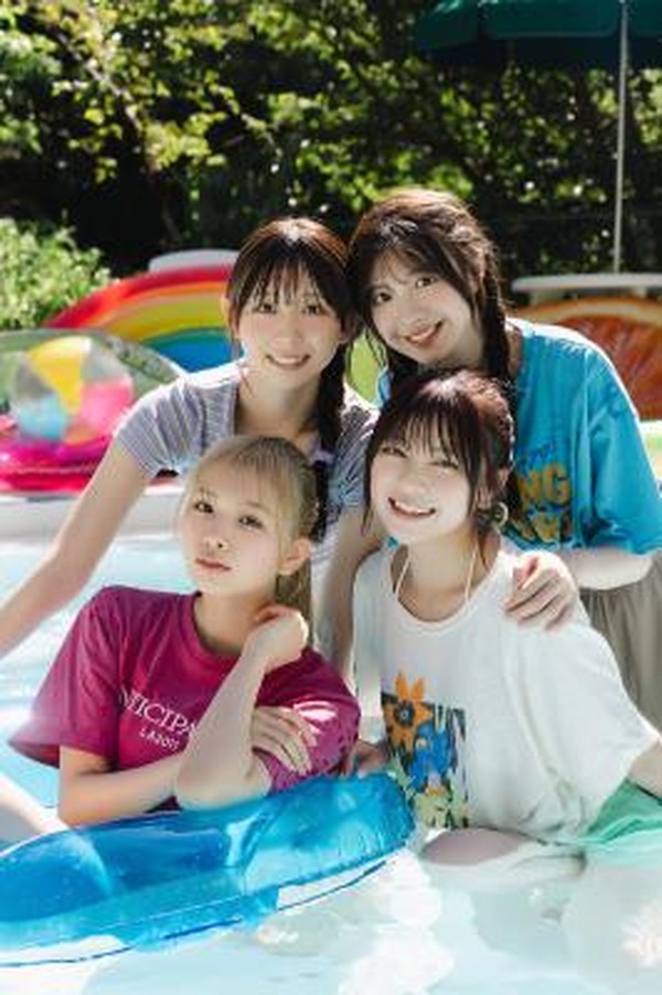 わーすた、初のカレンダーブック発売 出来栄えは4444点! 1枚目の写真・画像 | RBB TODAY