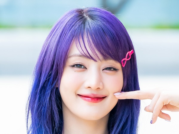 i-dle・ミンニがUSJでキュートなマリオ姿披露