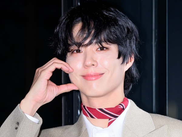 俳優パク・ボゴム、「応答せよ1988」10周年OSTで甘い歌声を披露