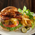 コルビージャックチーズバーガー