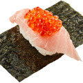 『みなみ鮪大とろ 贅沢いくら重ね包み』（税込390円）