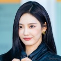 背中を大胆に見せたドレスで報告！aespa・ニンニン、「GUCCI」のグローバルアンバサダーに抜擢