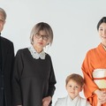 西洋男性から精子提供を受け未婚で出産した日本人タレント、実母が詐欺の摘発に貢献！日本警察から感謝状