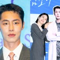 兵役中なのに会場に登場!? 俳優イ・ジェウク、主演ドラマ制作発表会に“等身大パネル”で参加