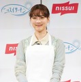 のん【写真：竹内みちまろ】