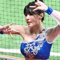 “マグロ看板娘”の韓国美女チア、観客を沸かせた『マカレナ』ダンス！弾む魅力で球場を虜に