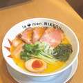 【ラーメンにっこう】初出店・東武限定鶏白湯ラーメン～イタリア産白トリュフオイル～　イートイン1,600円(1杯)