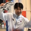 地雷で負傷の兵士を揶揄したのかとも…韓国サッカー代表の相次ぐモラル問題、“靴の中からメダル”パフォが波紋