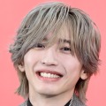 【写真】なにわ男子・道枝駿佑、“宝石スマイル”で韓国・釜山を虜に！秋らしい装いで記者会見に登場
